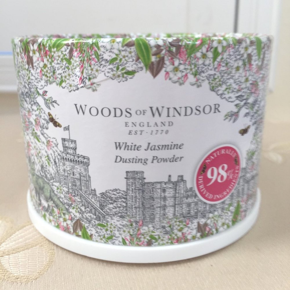 WOODS OF WINDSOR ENGLAND Jasmine Dusting Powder